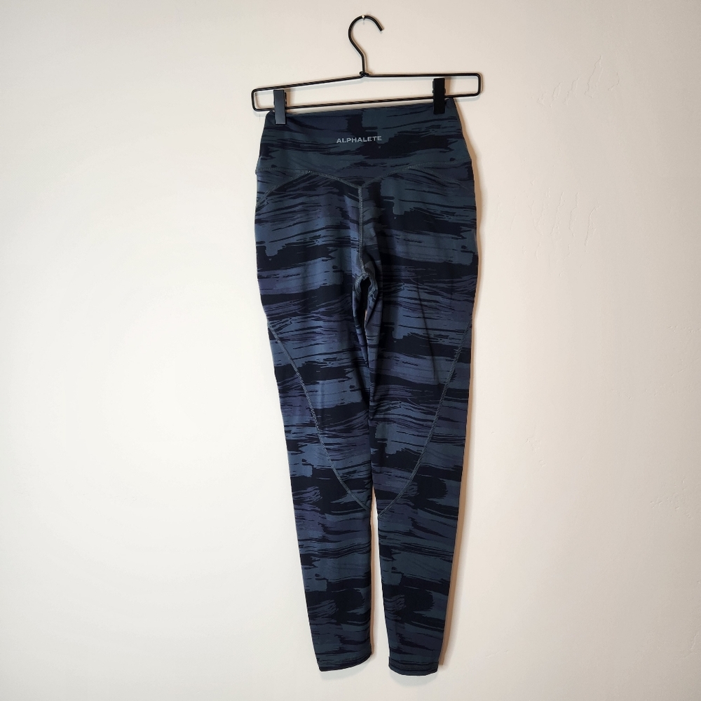 Alphalete Surface Power Legging Size Small - Picture 4 of 8